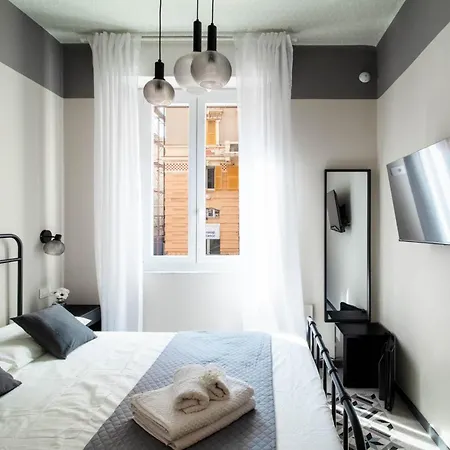 Aurora Apartment